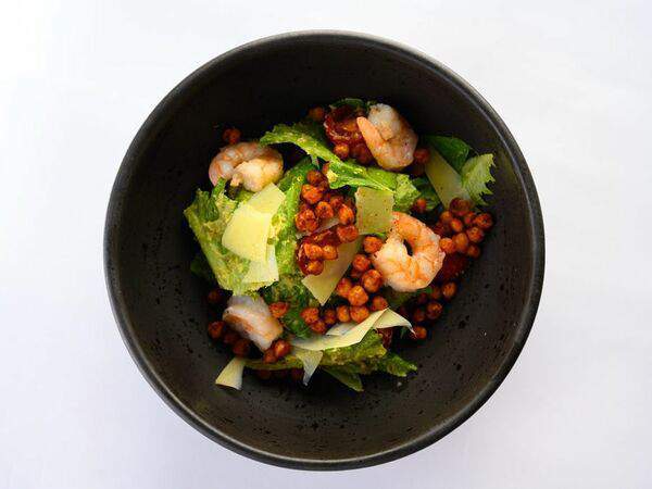 Vitae Healthy Food - Салат с креветками и пряным нутом