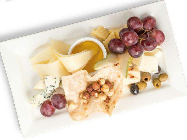 Фёст на Первомайской - Сырное ассорти