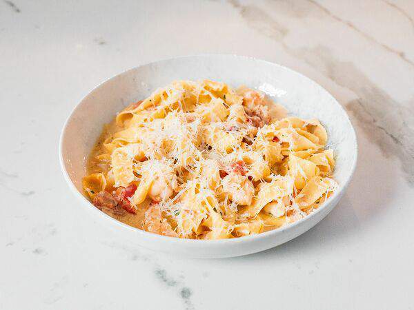 Гаврош - Паста с крабом и креветками