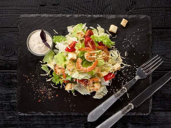 Royal Pizza - Салат Цезарь с креветками