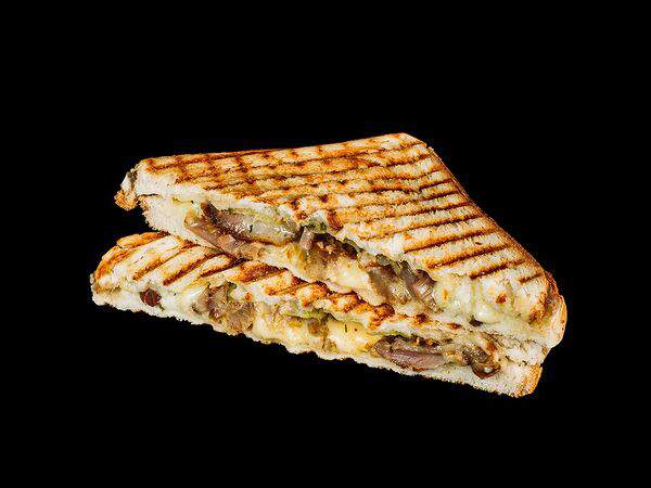 Вкус улиц - Сэндвич с курочкой и моцареллой