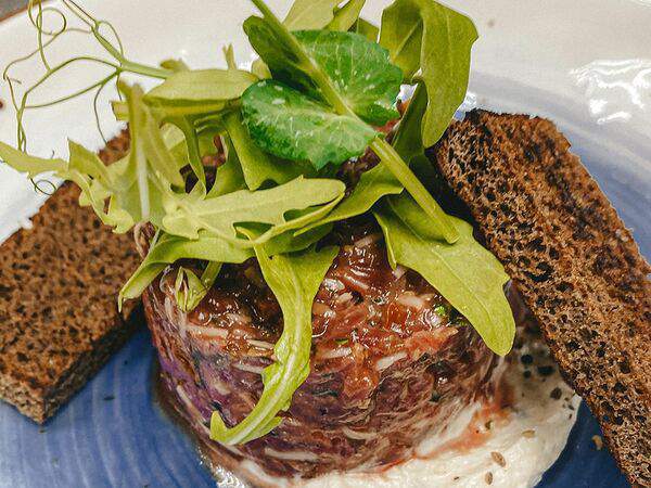 Квартира - Тар-тар из говядины с сырным кремом