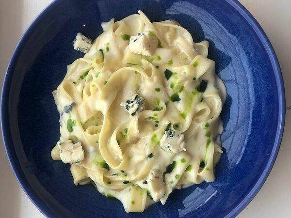 Белый берег - Феттуччине Альфредо с голубым сыром