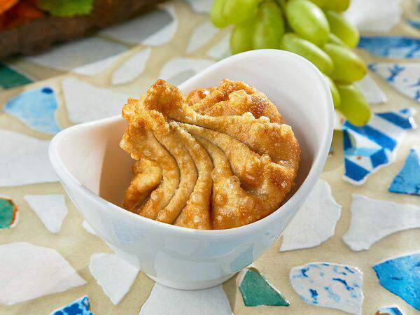 Квеври - Жареные хинкали с малиной и творогом надуги