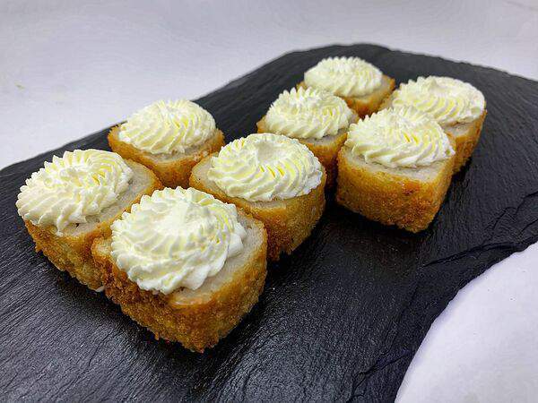 Tokyo Box - Ролл Темпура с лососем