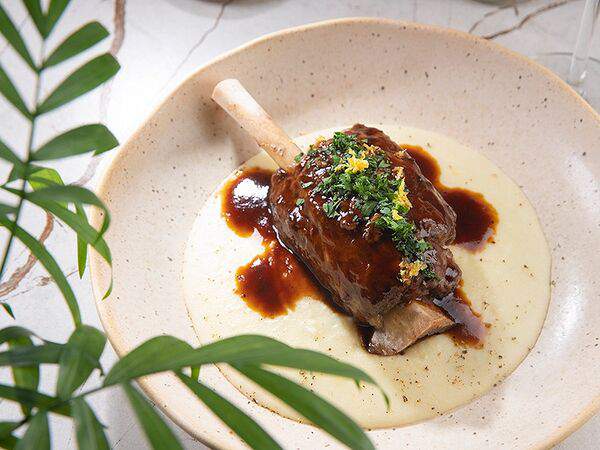 Джентльмены удачи - Томленая баранья голень в соусе Демиглас