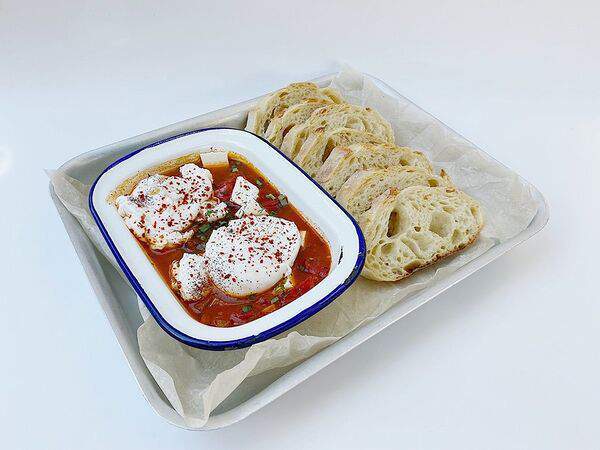 Karakoy - Яйца пашот по-турецки