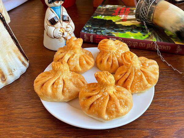 Сардиони - Жареные хинкали с телятиной и свининой