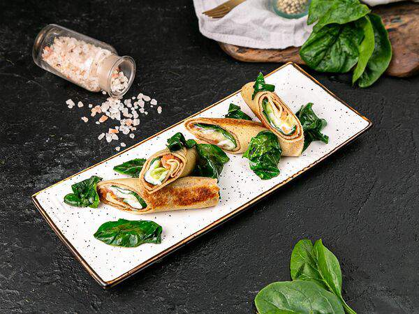 БУБЛИК - Блины с лососем и шпинатом