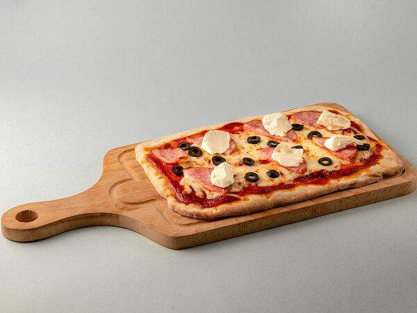 Гурман Булкинъ - Пицца Капричиоза