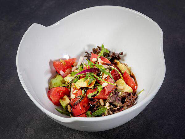 Happyterria - Салат из помидоров и авокадо