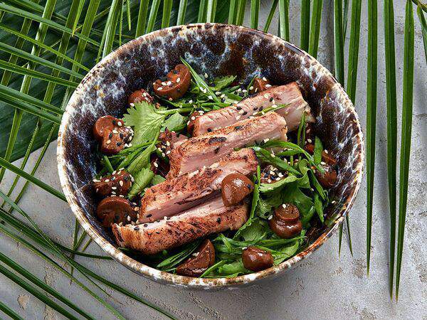 Yoki Cafe - Домашний удон со cвинoй грудинкой и маринованными шампиньонами