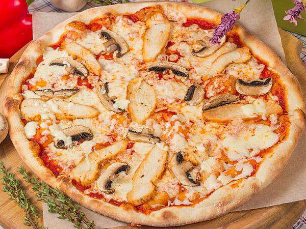 Луиджи - Пицца с курицей и грибами большая