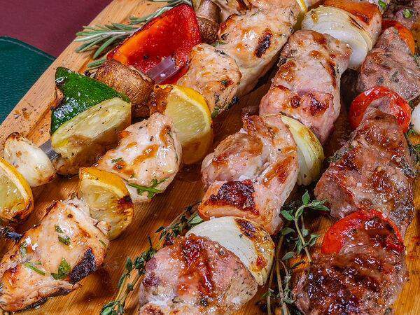 Hosper Hops Pub - Шашлык из свинины с беконом