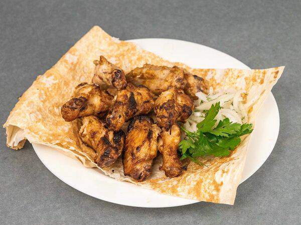 М 2 кафе - Крылышки куриные на мангале