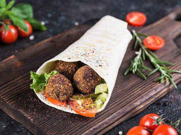 Mangal Doner - Ролл с фалафелем