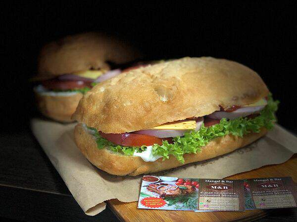 Мангал & Бар - Сэндвич с ветчиной и сыром