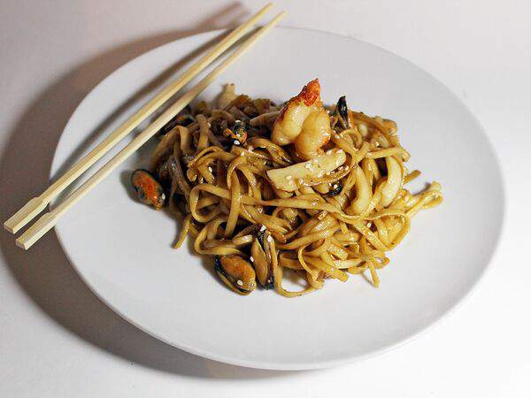 Delivery911 - Удон с морепродуктами