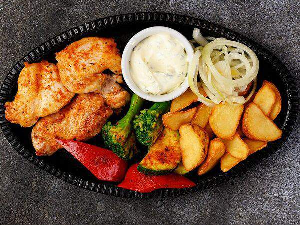 Sushi & More - Курица на сковороде