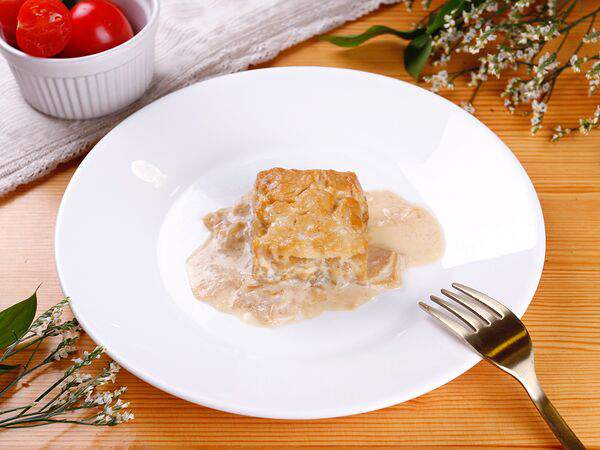 Вилка Ложка - Минтай по-азиатски на луковой подушке