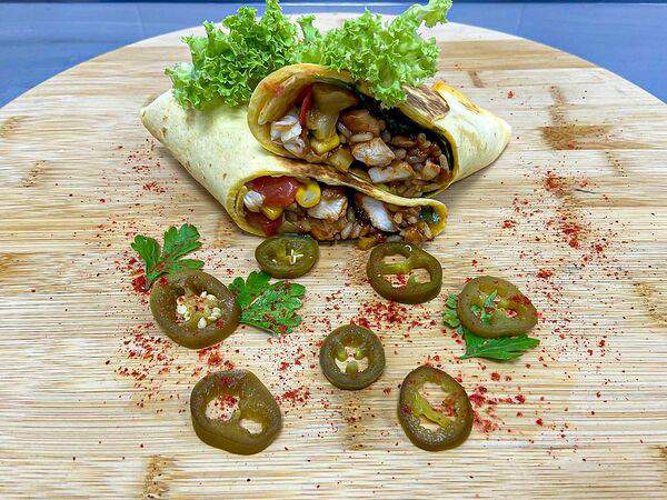 Братья цыплята - Буррито С мясом Чили