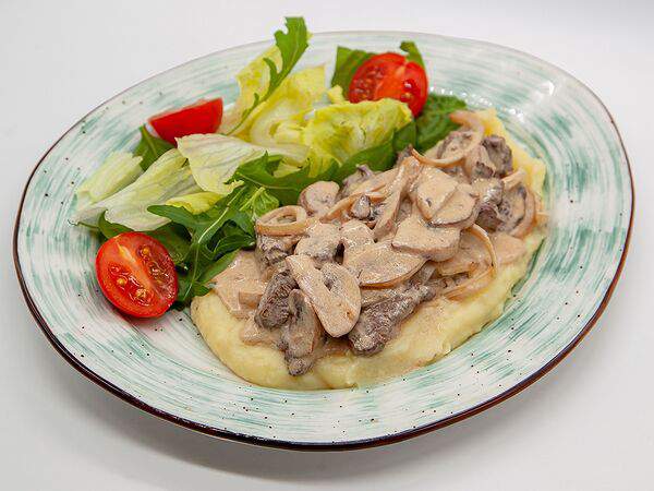 Тепло - Бефстроганов с картофельным пюре