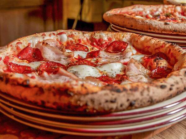 Мама Рома - Пицца Пульчинелла