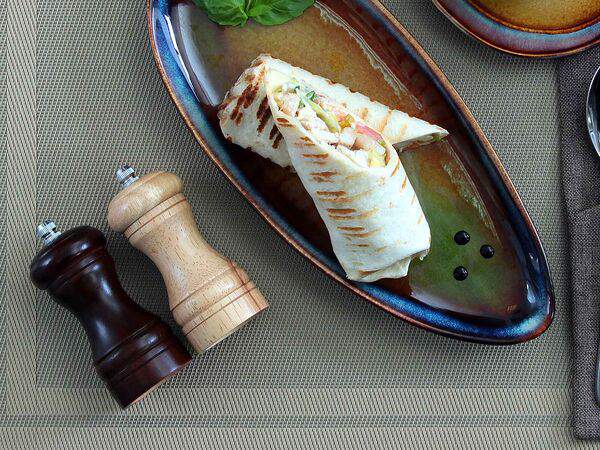 Naturality - Ролл с индейкой и омлетом