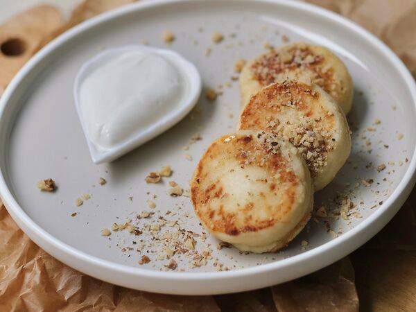 2A Concept. Coffee, Cake & Shop - Сырники со сметаной