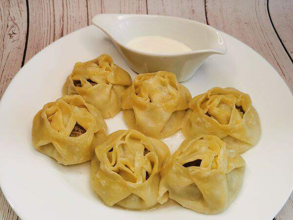 Антракт - Манты с рубленой говядиной