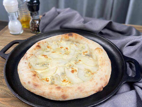 Скоморохи - Пицца с грушей и голубым сыром