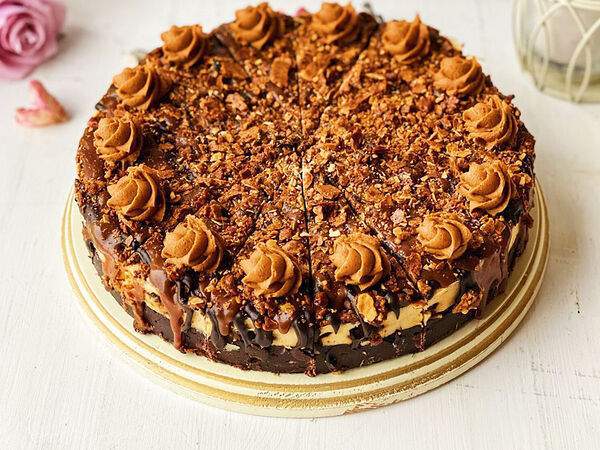 Кондитерская студия Best Cake - Торт Карамельный кранч