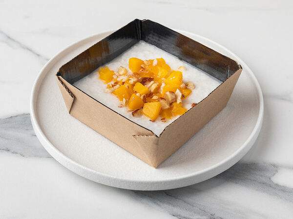 Starbucks (R) - Рисовая каша на кокосовом молоке с медом и персиком