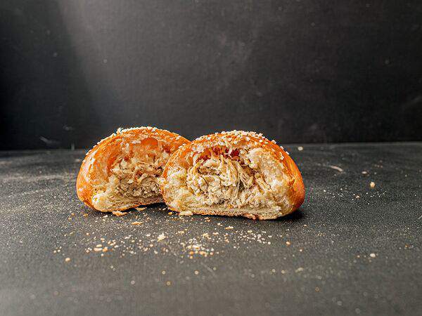 Французская пекарня & French Bakery - Пирожок с курицей