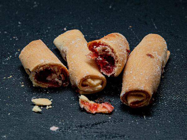Французская пекарня & French Bakery - Печенье Рогалики малиновые