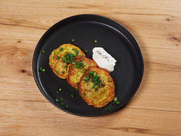 Скоморохи - Картофельные драники с мясом