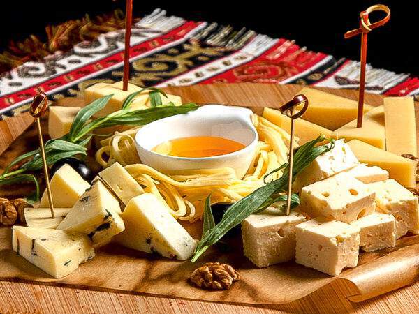 Кавказская пленница - Асорти сырное