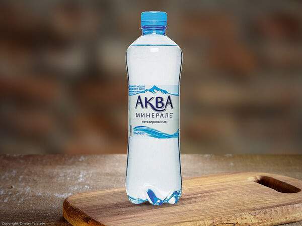 Ресторан гости - Вода Aqua Minerale