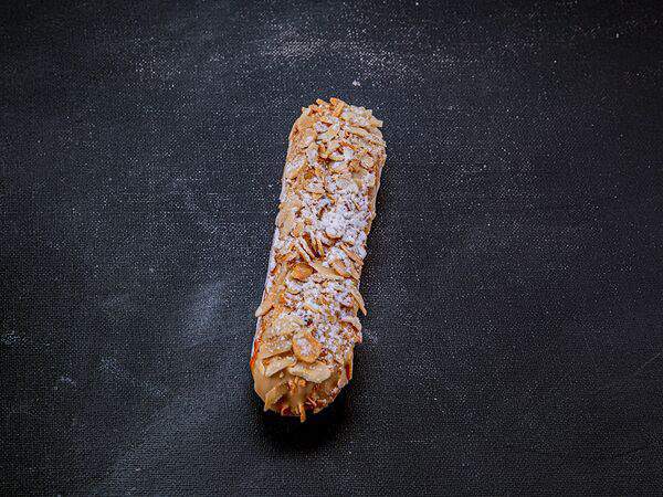 Французская пекарня & French Bakery - Эклер Миндальный