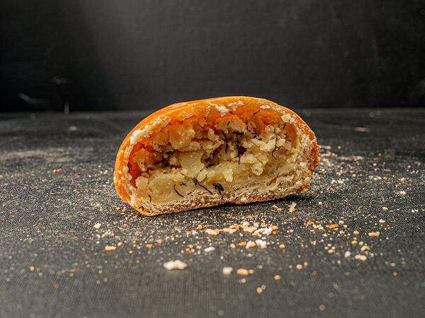Французская пекарня & French Bakery - Пирожок с картошкой
