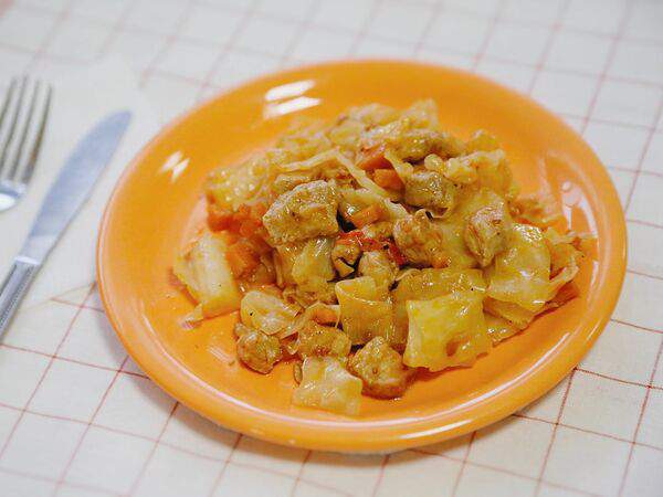 Шаровары - Капуста со свининой и овощами