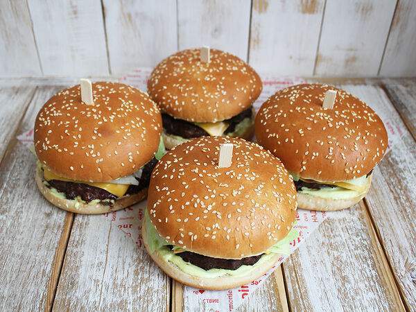 Кондитерская студия Best Cake - Best Burger 2х2