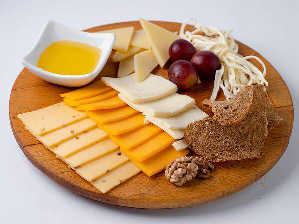 Черная Кошка - Сырная тарелка