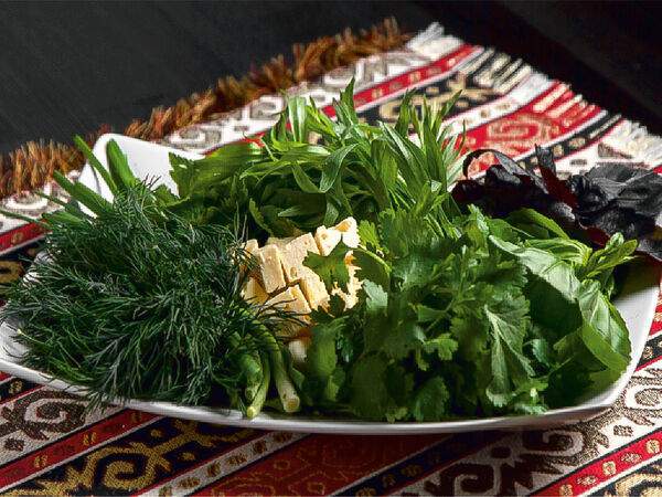 Кавказская пленница - Ассорти свежей зелени