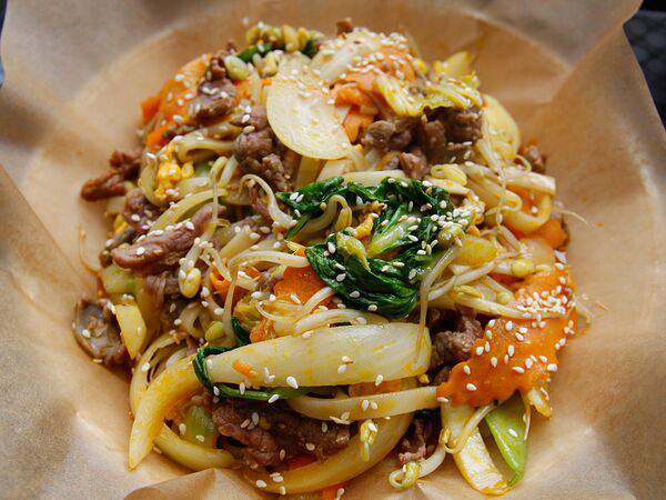 Tom вьетнамская кухня - Вок Удон Сао